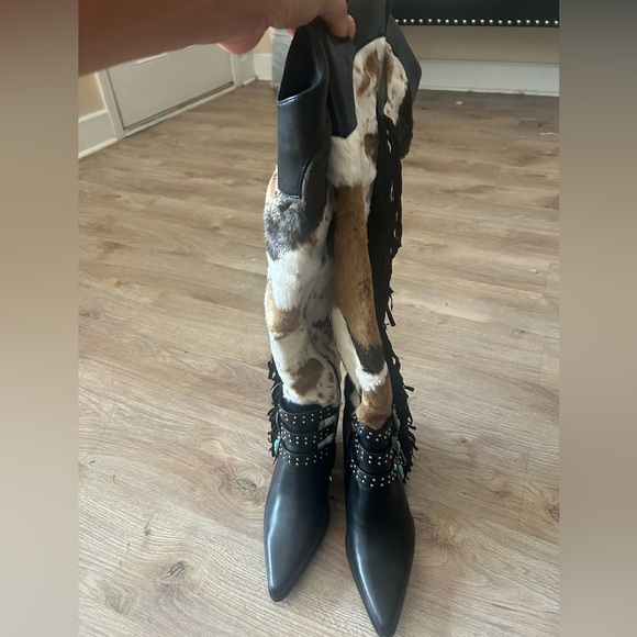 Over-the-Knee Western Fringe Boots in Black and Brown - Picture 4 of 5